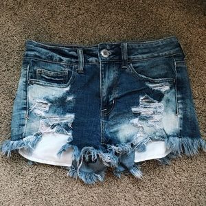 American Eagle “hi-rise” shortie